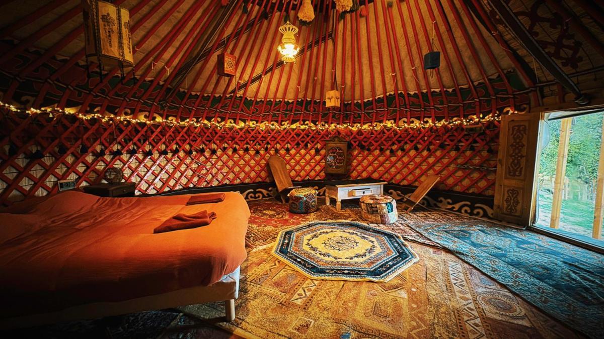 La Yourte Kirghize Luxury tent